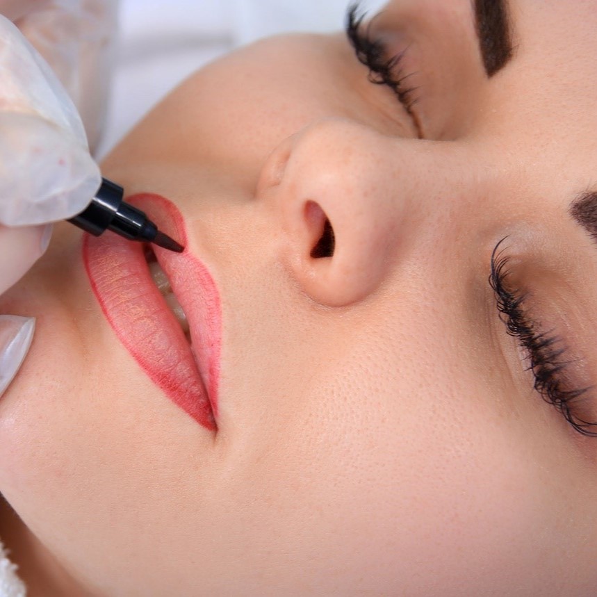 permanent makeup service